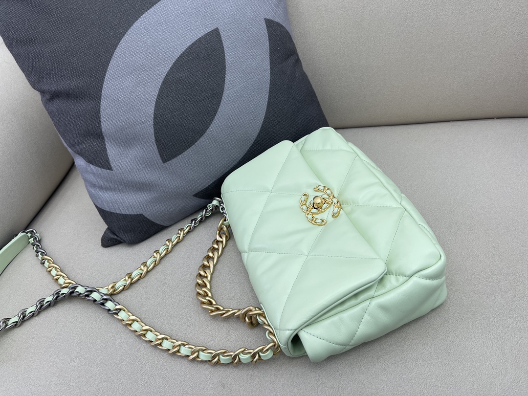 Lambskin 19 Handbag Flap Bag AS1160 Light Green